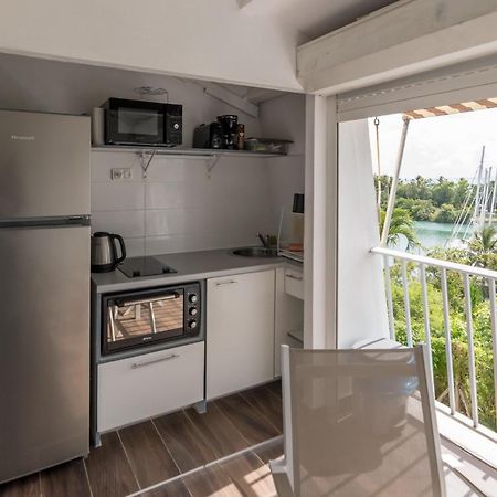 Superbe Studio En Duplex, Vue Sur Mer Et Piscine Lägenhet Le Gosier  Exteriör bild